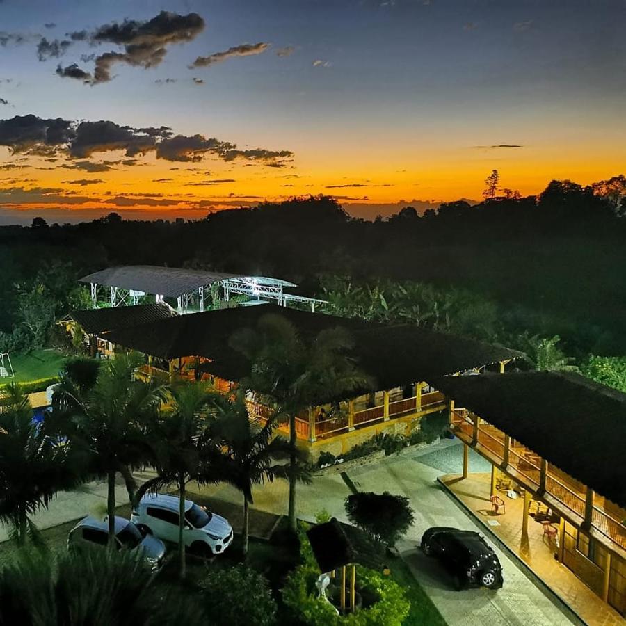 Finca Hotel El Diamante Calarcá Eksteriør bilde