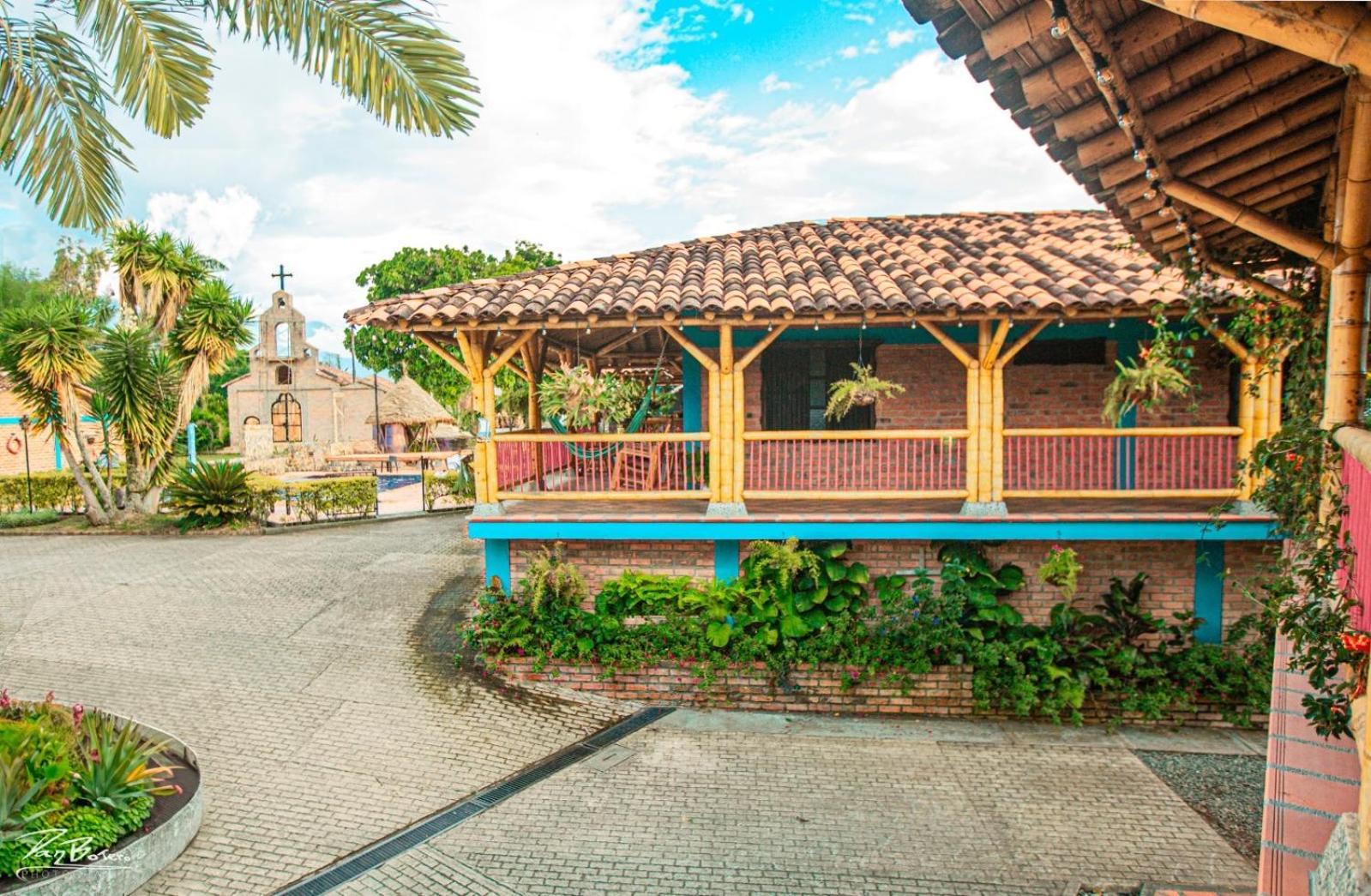 Finca Hotel El Diamante Calarcá Eksteriør bilde